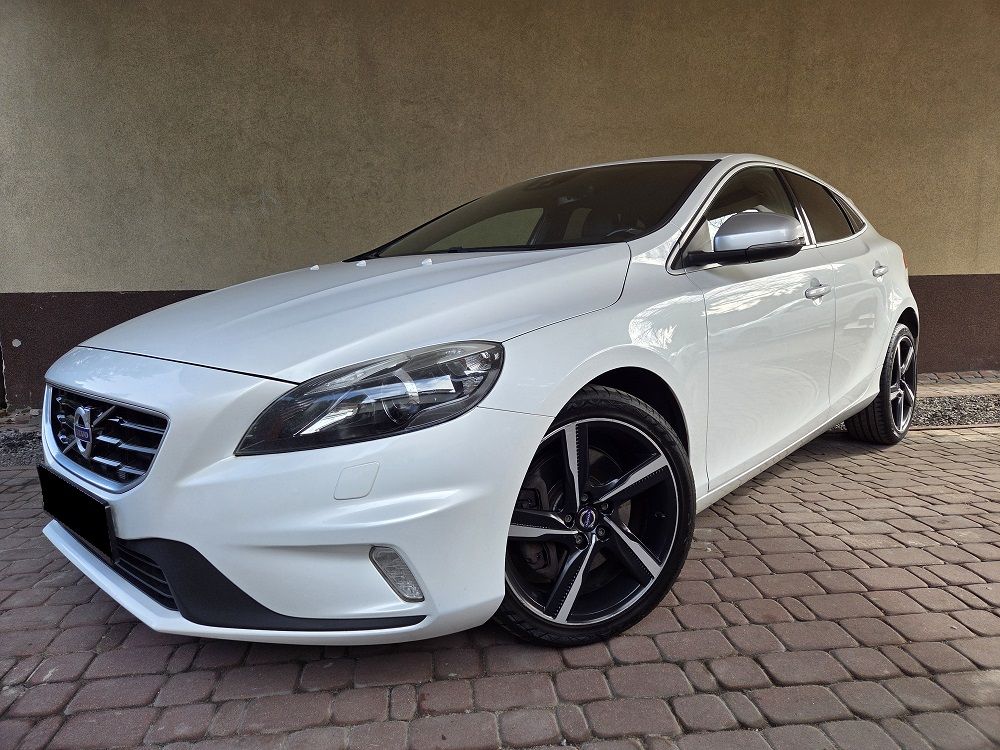 Volvo V40 II D3 RDesign 2015
