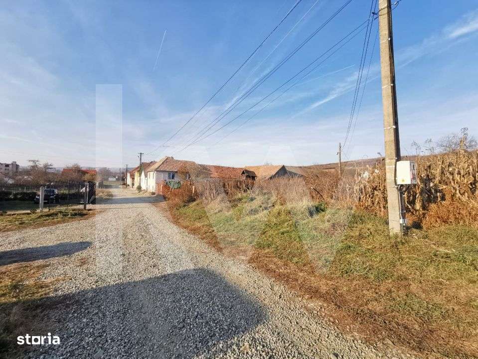 Teren intravilan 1152mp, loc de casa, utilitati, loc. Rusi, 20km Sibiu - Imagine principală: 5/6