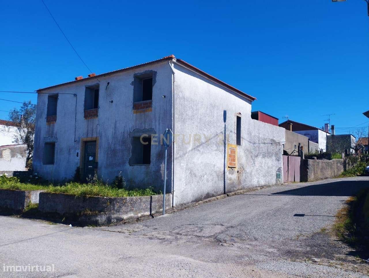 Moradia T4 para Recuperar em Condeixa a Nova, Ega - Grande imagem: 1/29