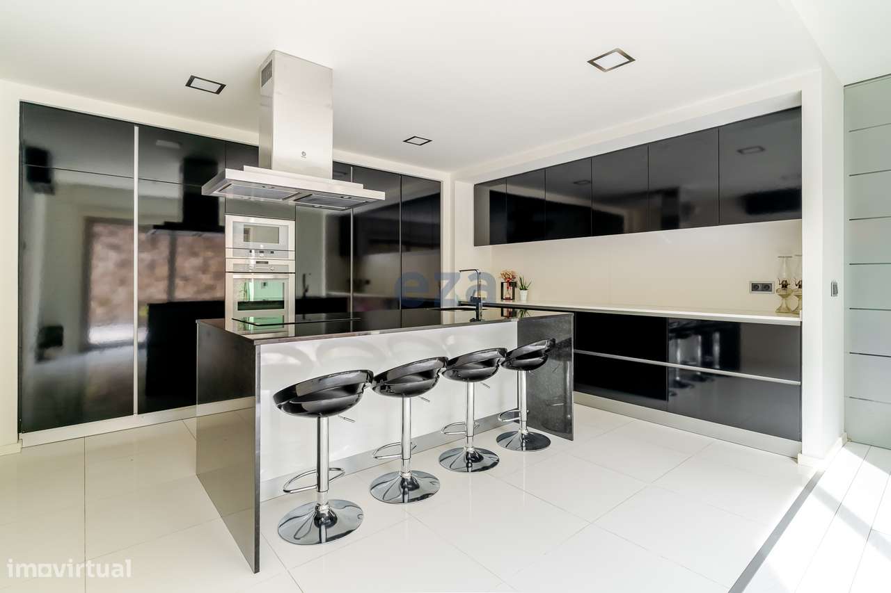 Moradia T5 em Balança, Terras de Bouro.-7