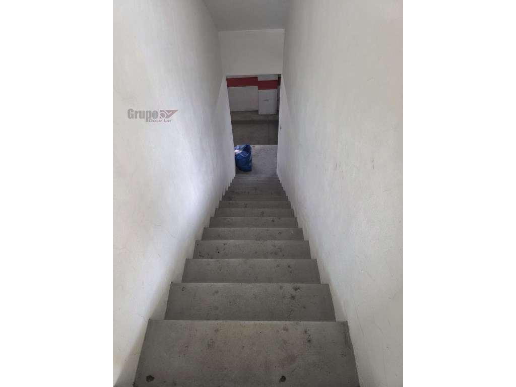 Moderno Apart. T2 com Garagem Box, Varanda Panorâmica e Lareira em ...-24