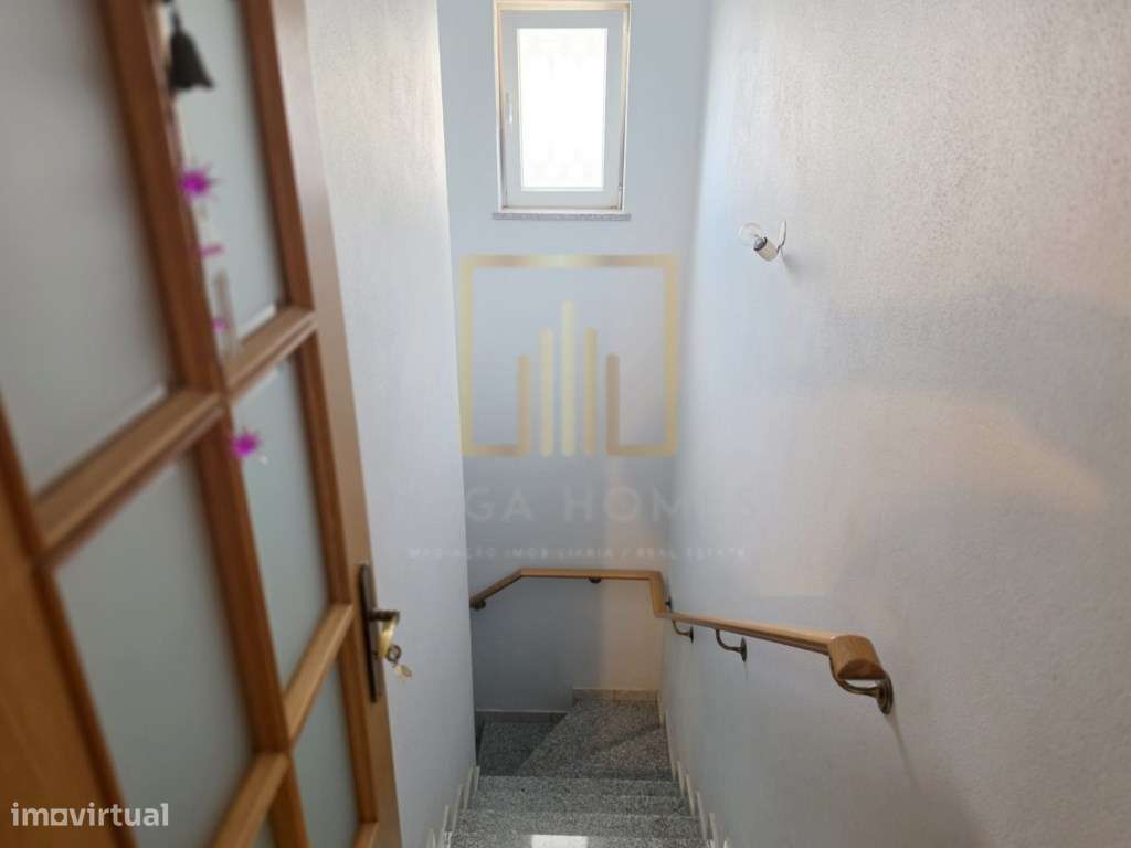 Moradia T4 de Excelência em Lagoa - Espaço, Conforto e Privacidade ...-35