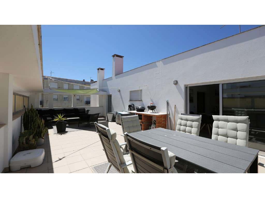 Apartamento T2 com Terraço Privado e Vista Mar | Sítio da Nazaré-5