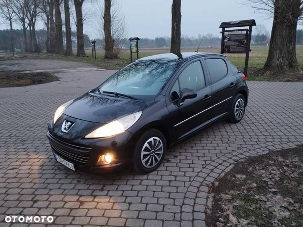 Peugeot 207 1.4 HDi Trendy - 1