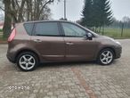 Renault Scenic dCi 160 Luxe - 11