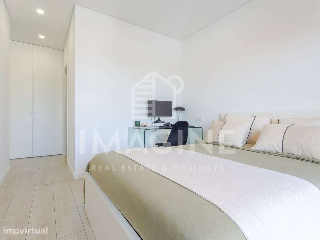 Apartamento T2 com Varanda Aterraçada na Quinta da Amizade-23