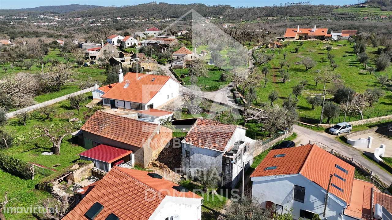 Moradia Rústica T3, inserida num terreno com uma área de 450m2-10