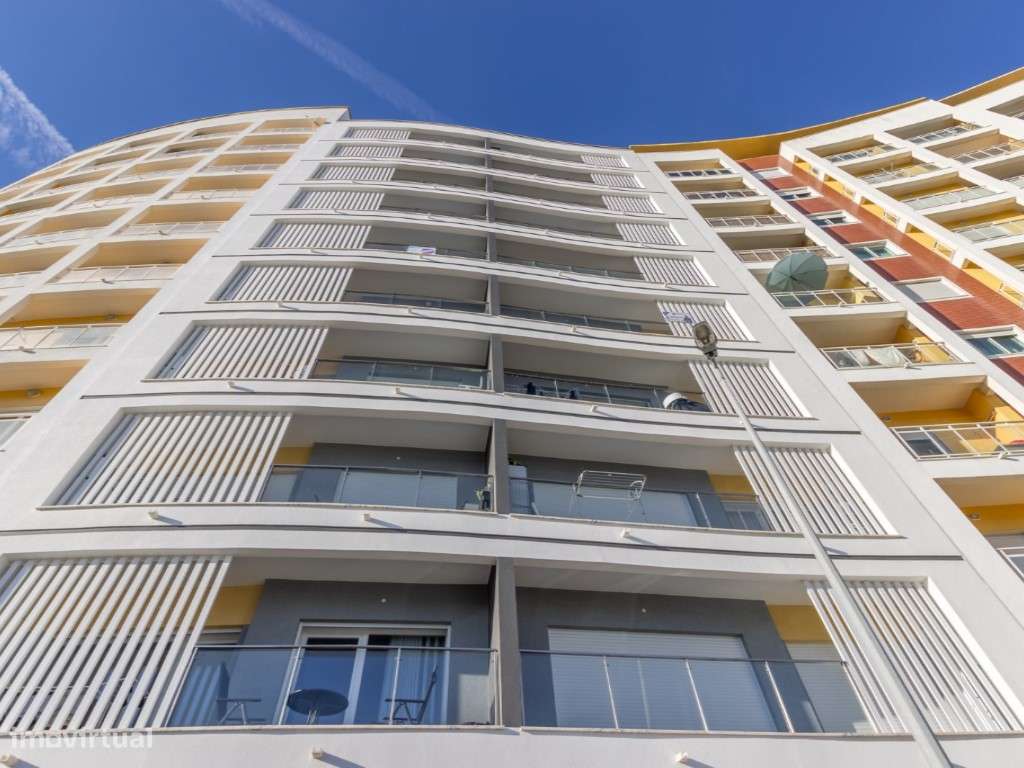 Apartamento T2 com Terraço - Moderno e Novo em Santa Marta de Corroios - Grande imagem: 3/15