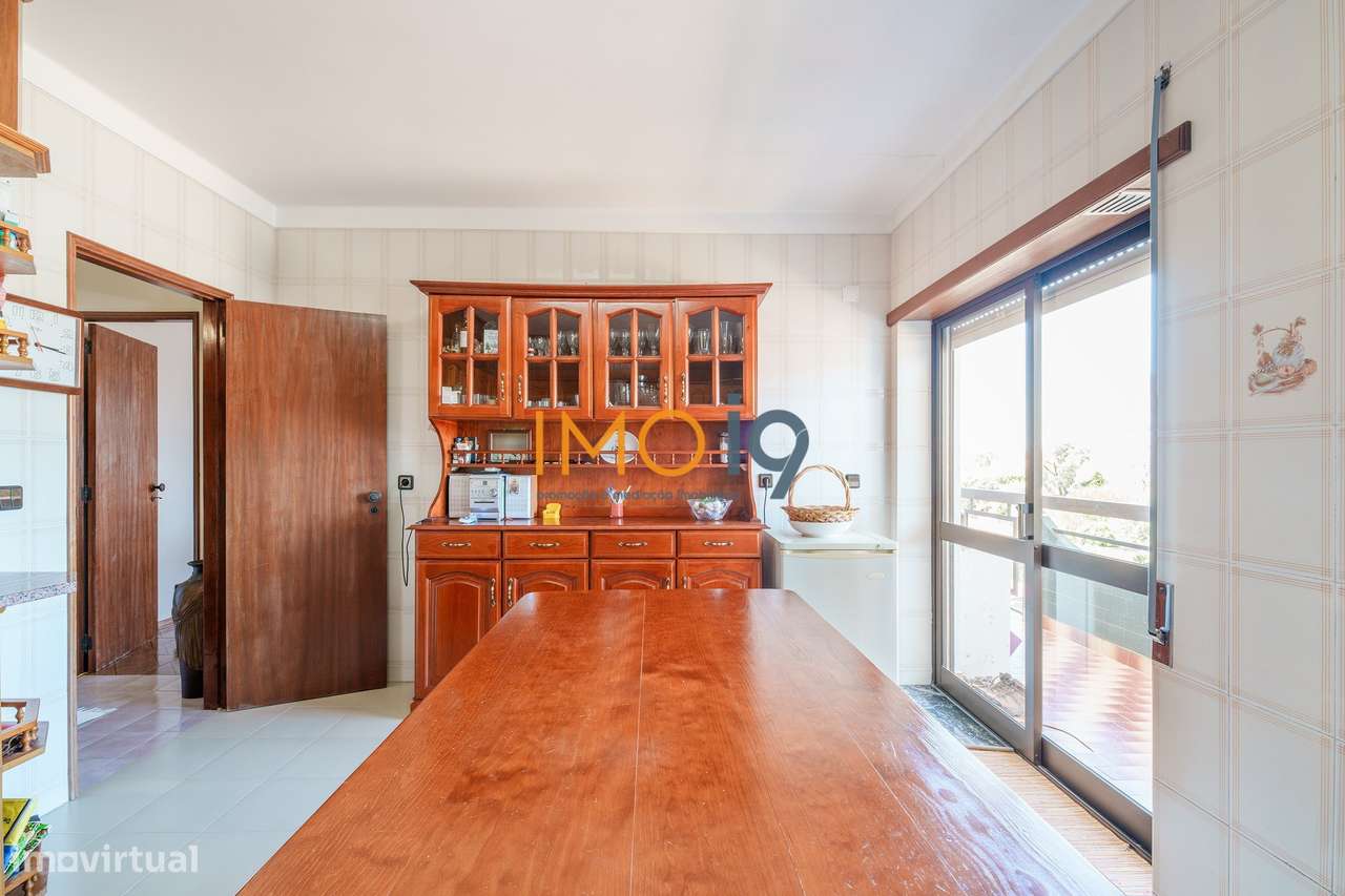 Apartamento T3 com vista para o Santuário - Fátima-10