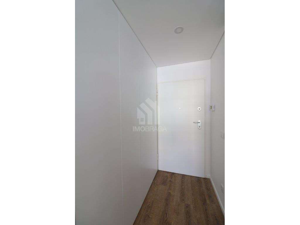 Arrendamento Apartamento T1 Novo (Mobilado e Equipado), em Gualtar ... - Grande imagem: 5/12