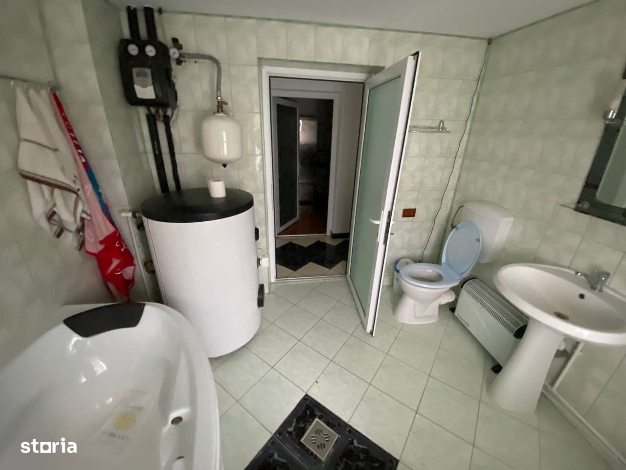 Casa 3 camere Iasi Costuleni, 3500 mp teren - Imagine principală: 4/9