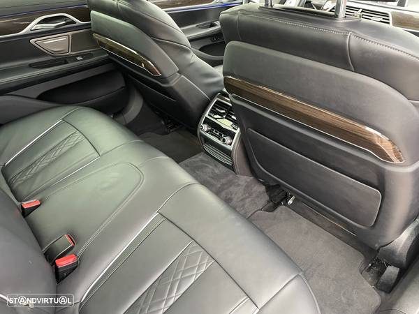 BMW 730 d Auto - 35