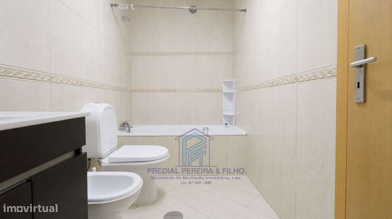 Apartamento T2  com Terraço - Baguim / Igreja-26
