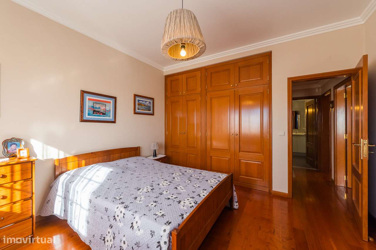 Moradia 3 Quartos - Geminada - Ramada-26