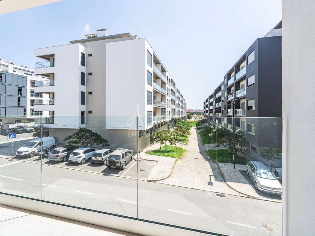 T3 com garagem NOVO nas Portas da Cidade no Montijo-11
