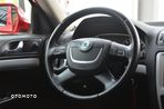 Skoda Octavia 2.0 TDI DPF Family Plus - 28