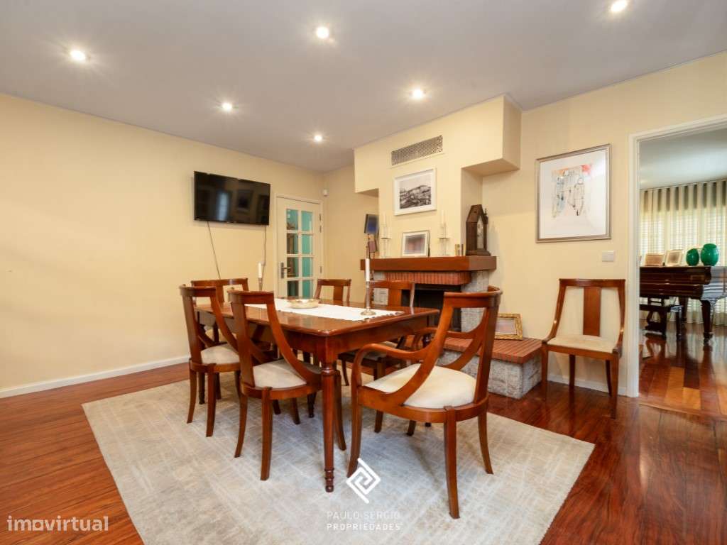 Espetacular moradia T3 de 4 frentes e belíssima área exterior a 5 m...-7