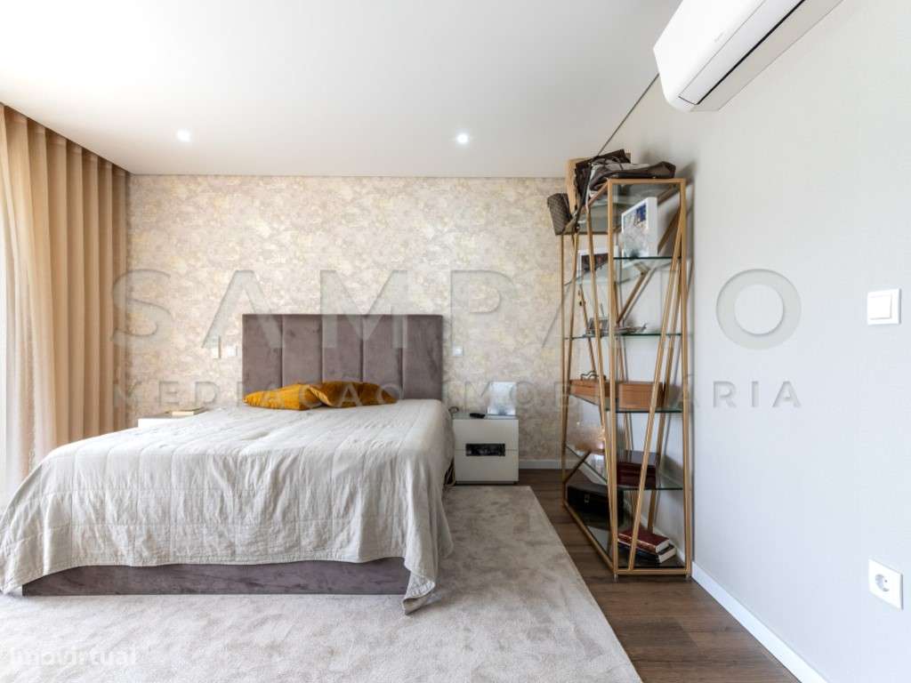 Moradia T3+1 em São Pedro da Cova-19