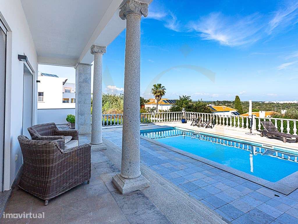 Moradia Exclusiva T4 com Vista Mar e Cidade em Tavira-34