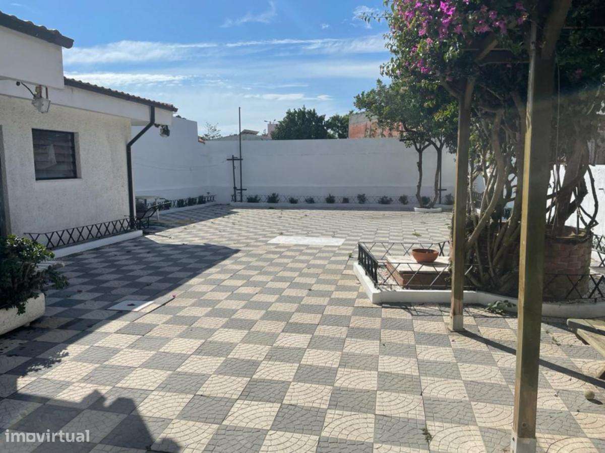 Quarto - localizado em Ramalde Porto - Grande imagem: 2/6