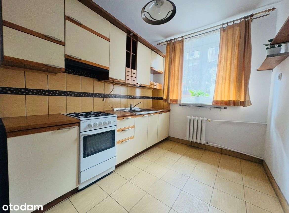 Kawalerka 35,2m2 na Pradze Północ blisko stacji Metra-3