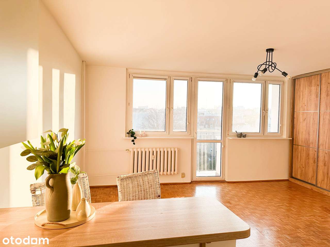 Słoneczne kawalerka z balkonem w centrum Poznania - Pełny obrazek: 4/9