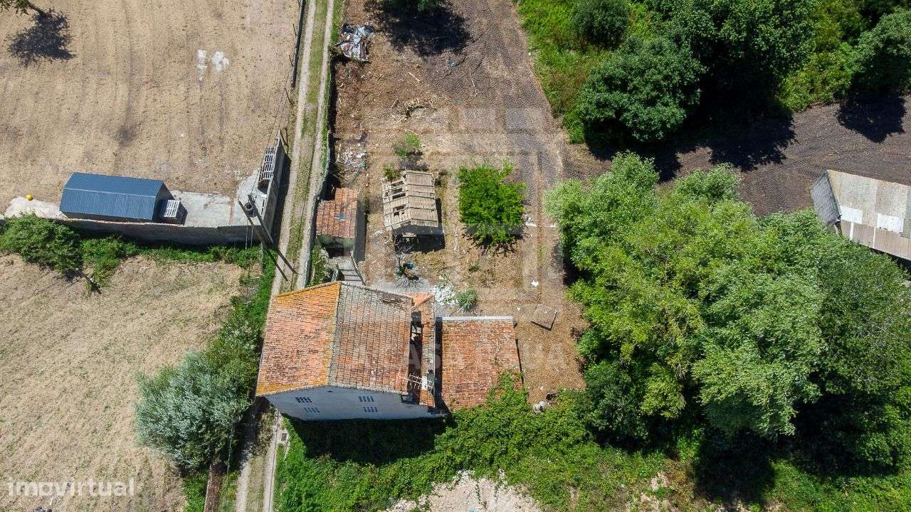 Quintinha no centro de Ovar - Grande imagem: 5/21