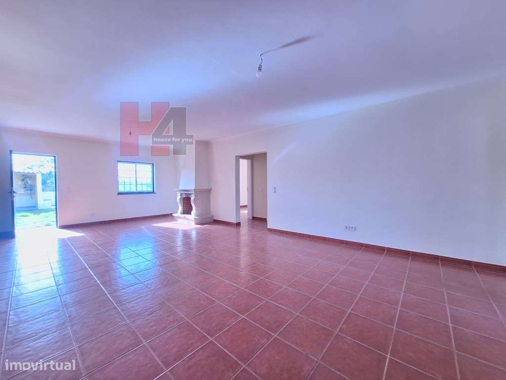 Moradia térrea V3 com piscina em Salvaterra de Magos, terreno 1.191m2-18