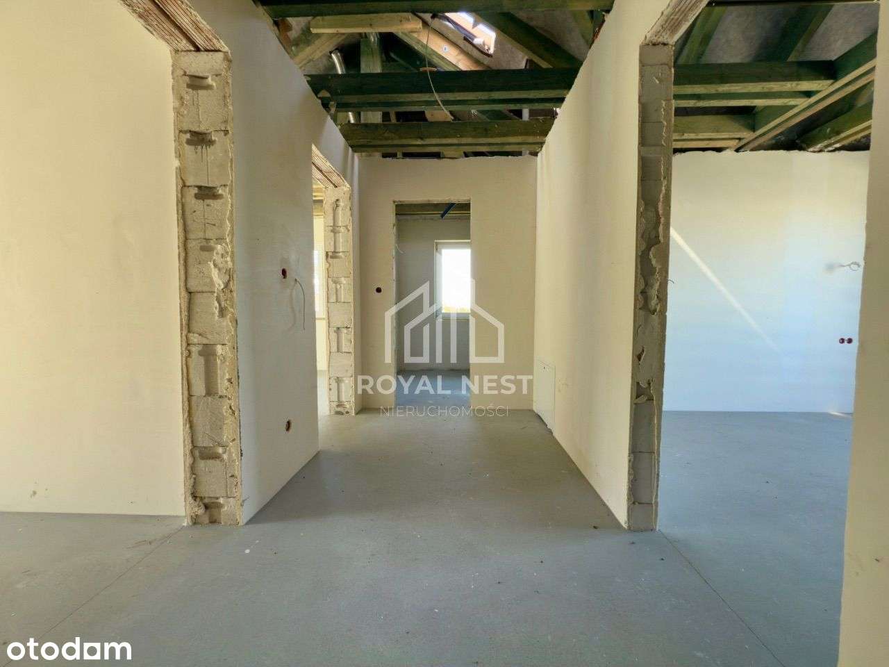 Nowoczesny dom w zabudowie bliźniaczej bez PCC-7