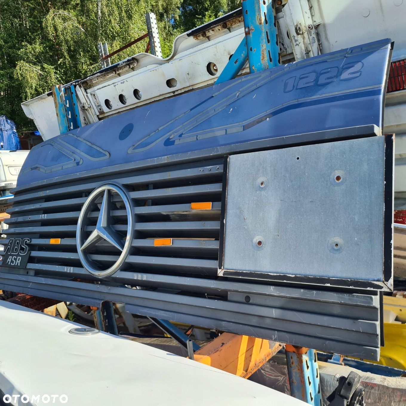 MASKA ATRAPA GRILL KABINY MERCEDES ACTROS SK 1834 - 1