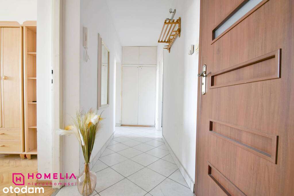 Centrum Kielc, duży balkon i parking-11