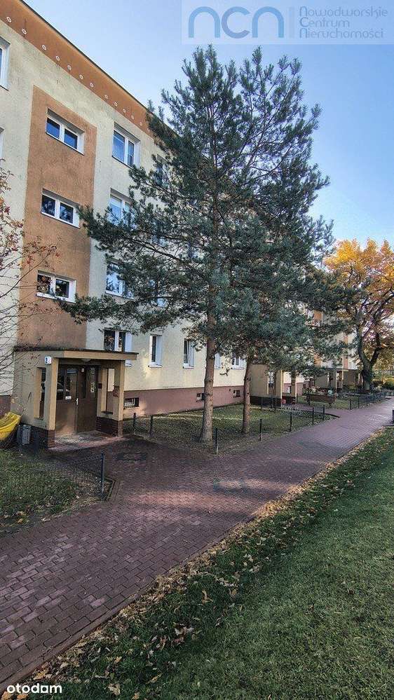 Przestronne 4 pokojowe mieszkanie.-2