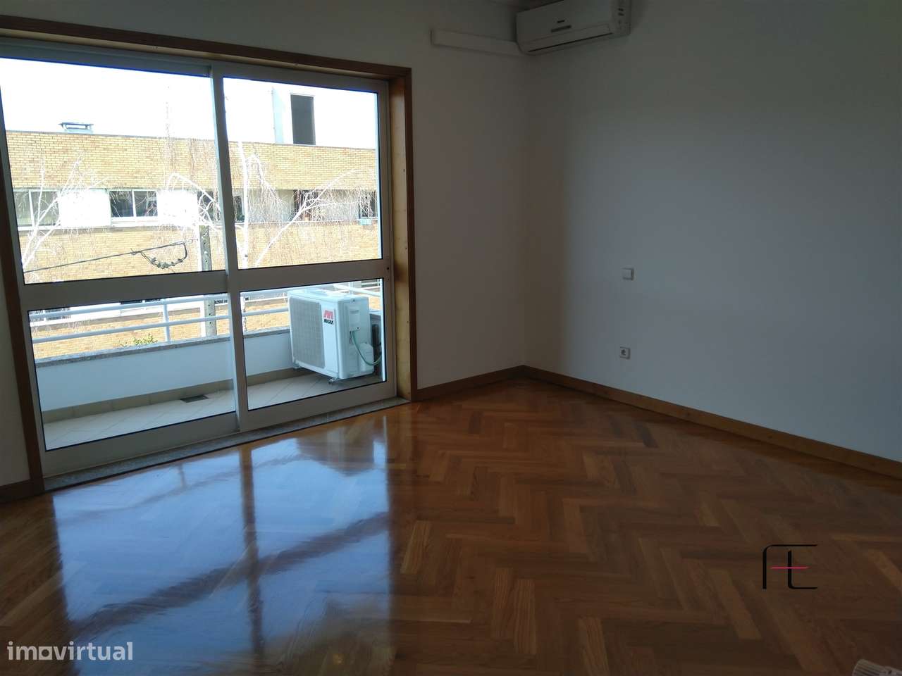 Moradia T5 Venda em Cidade da Maia,Maia - Grande imagem: 5/60