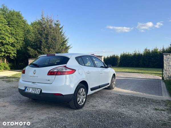 Renault Megane - 11