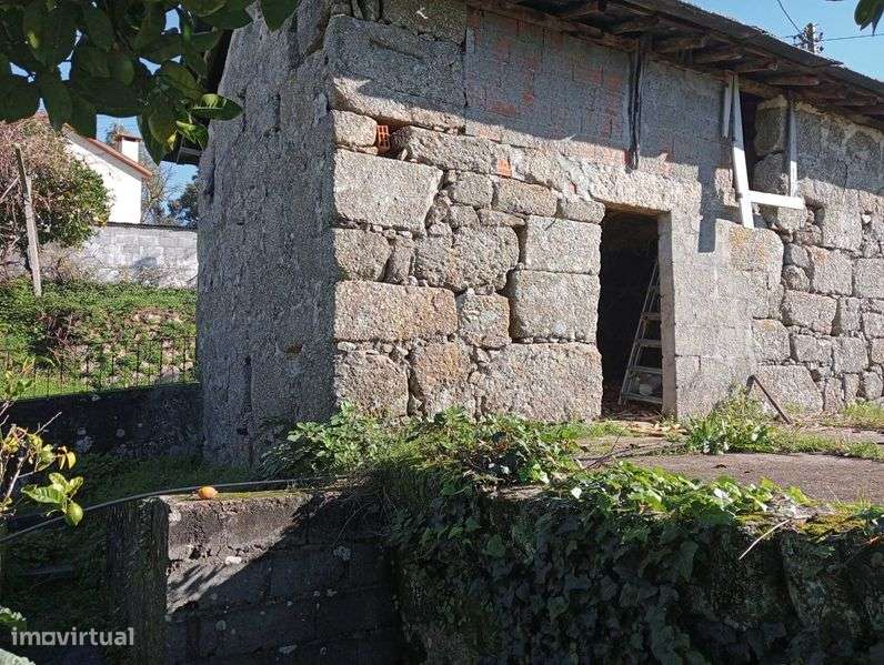 Casa pedra com terreno - Grande imagem: 3/10