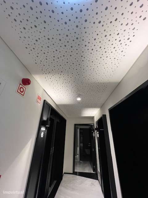 T3 Novo * V. N. Gaia Suite Varanda Tipo Terraço Lug Garag Duplo Metro-6