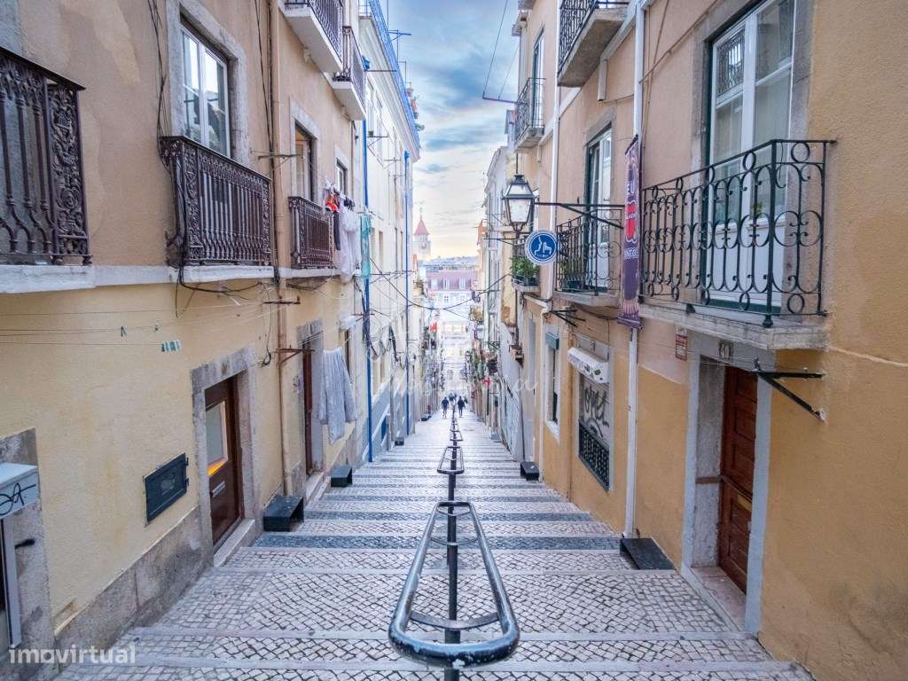 Apartamento T2 C/TERRAÇO no centro de Lisboa-28