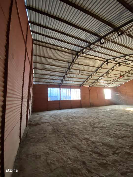 Hala/Depozit/Spatiu industrial/comercial de inchiriat - 216 MP, Husi, - Imagine principală: 2/6