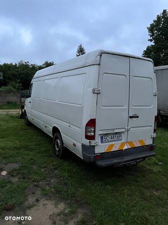 Mercedes-Benz Sprinter - 1