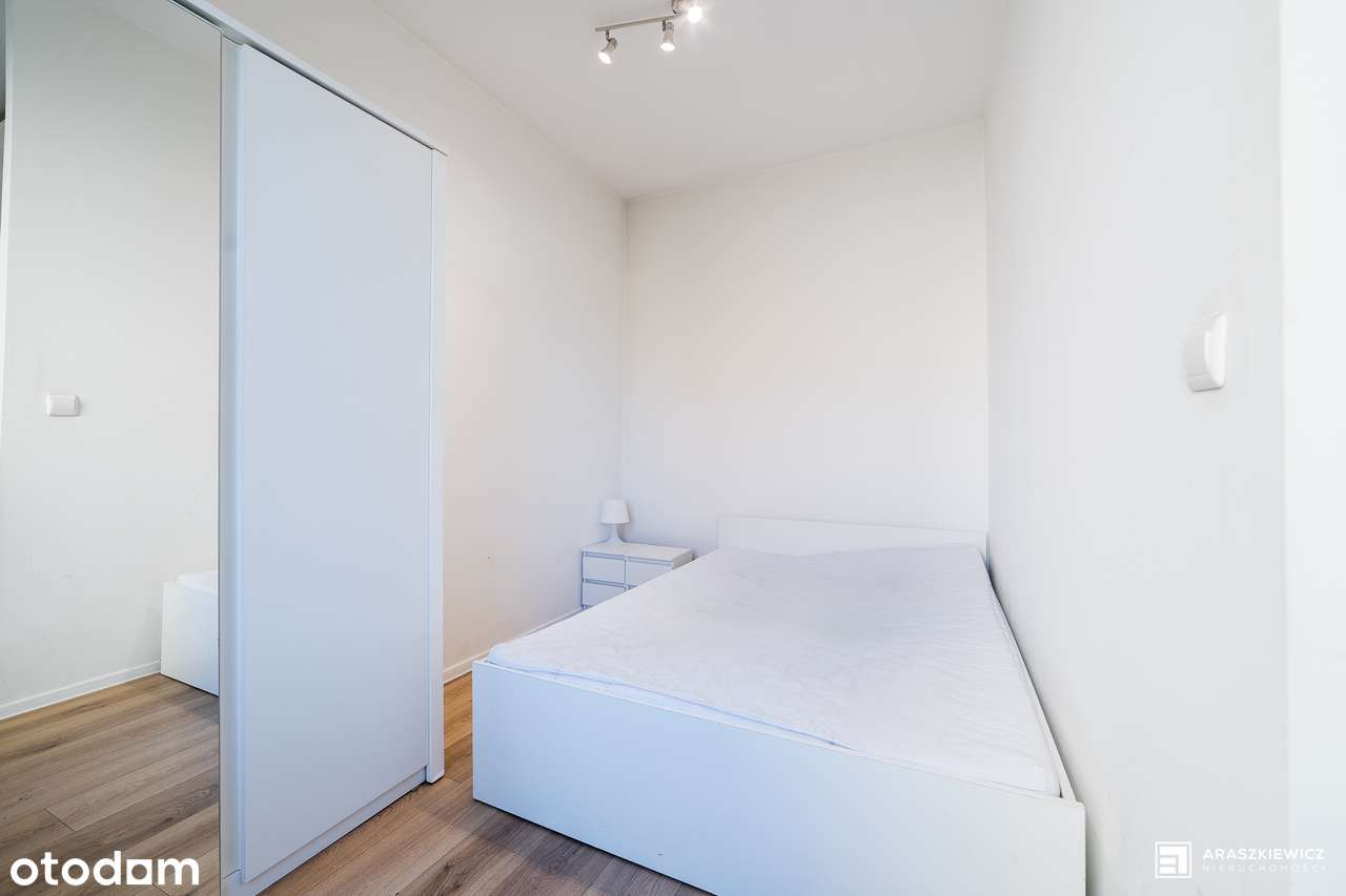 JASNA Kawalerka 29 m² w sercu Jeżyc | GOTOWA DO ZAMIESZKANIA | PARKING-4