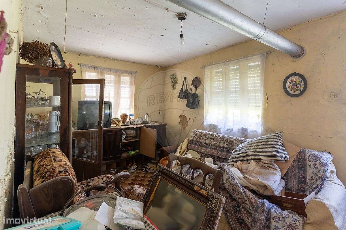 Moradia T4 para venda-17