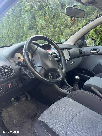 Peugeot 206 CC 1.6 Euro4 - 10