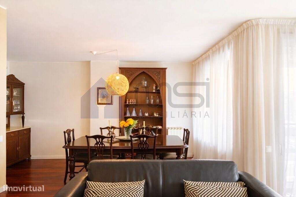 T3 Duplex Luminoso a 5 minutos da Praia – Leça da Palmeira-3