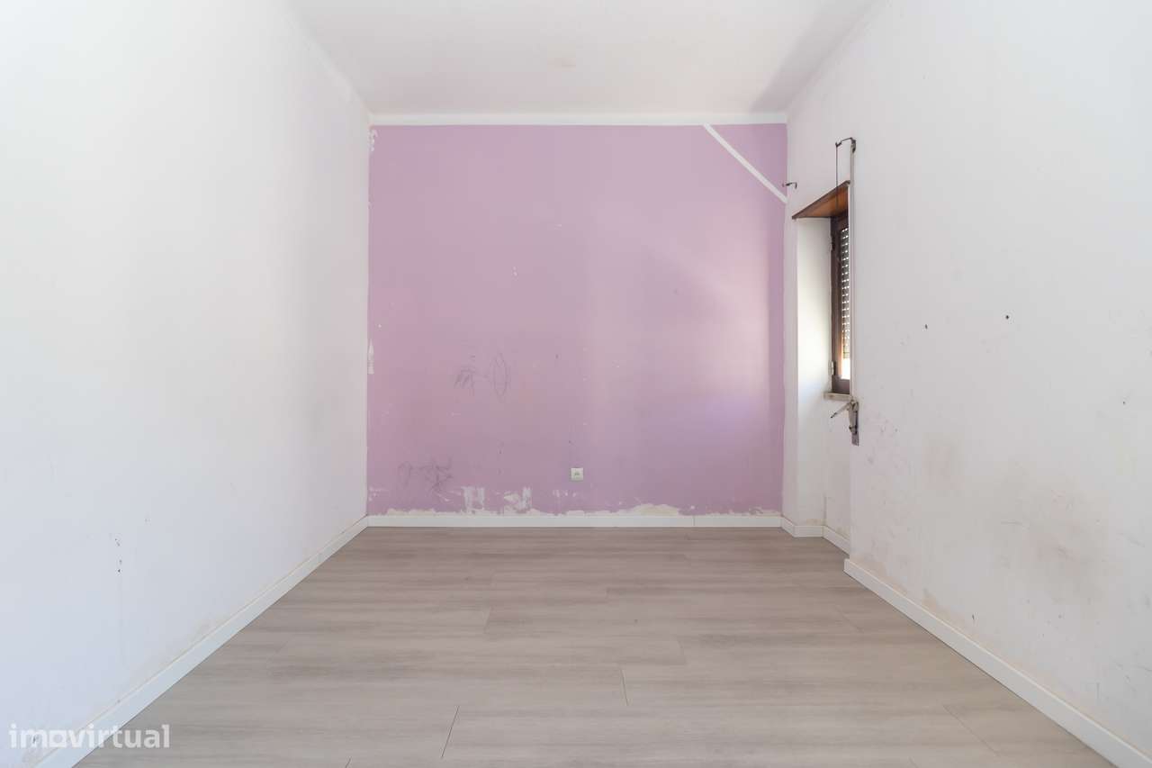 Apartamento de 4 assoalhadas na Amora-14
