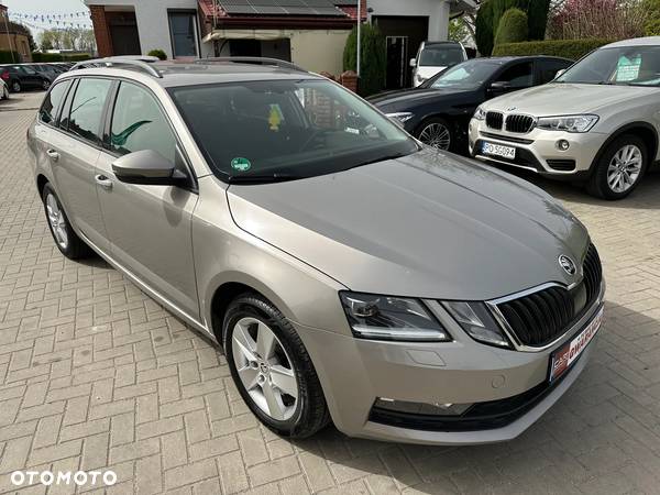 Skoda Octavia - 2