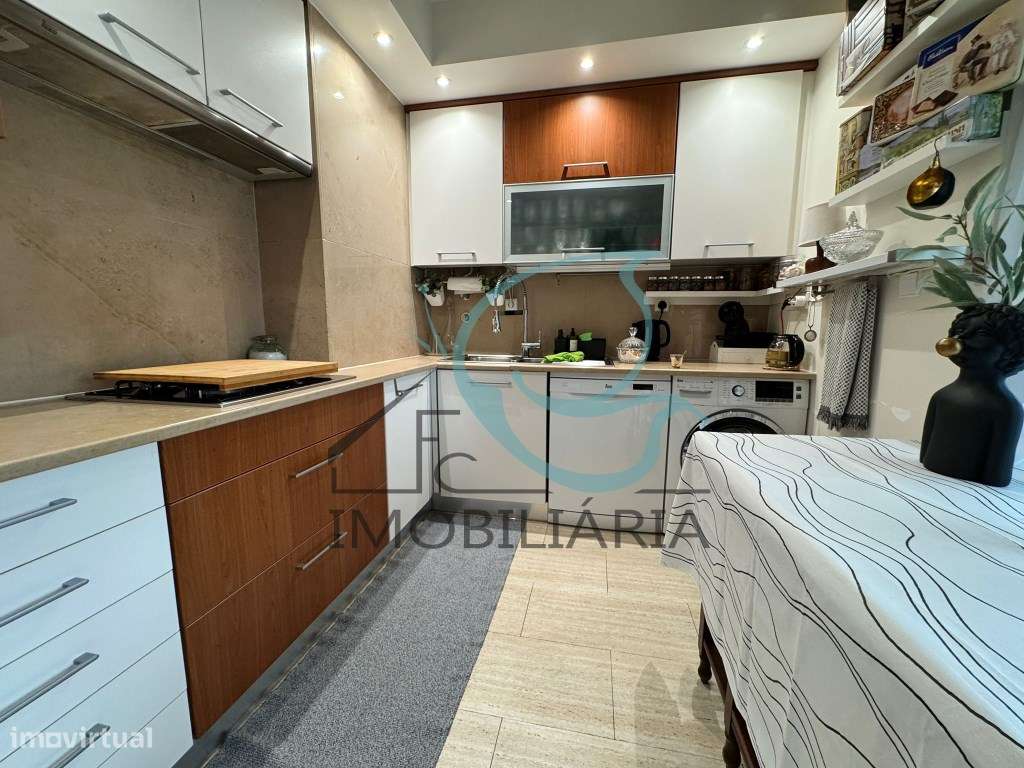 T3 de Luxo com Piso Privativo, Varandas Panorâmicas, Garagem Dupla ...-17