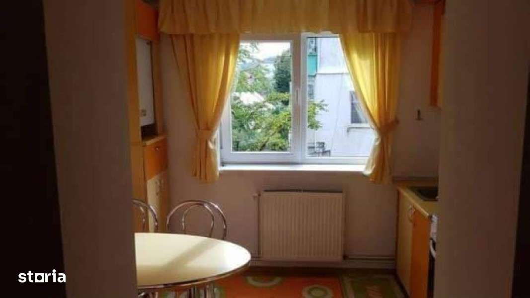 Apartament 3 camere Decebal etaj  2 - Imagine principală: 5/6