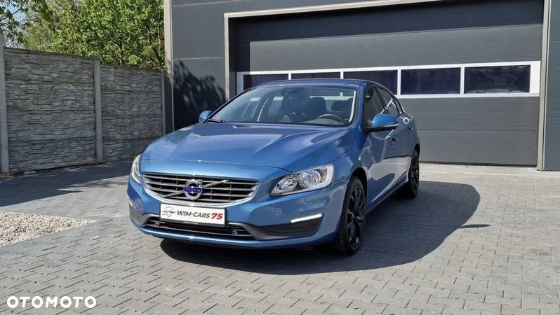 Volvo S60 D3 Momentum - 8