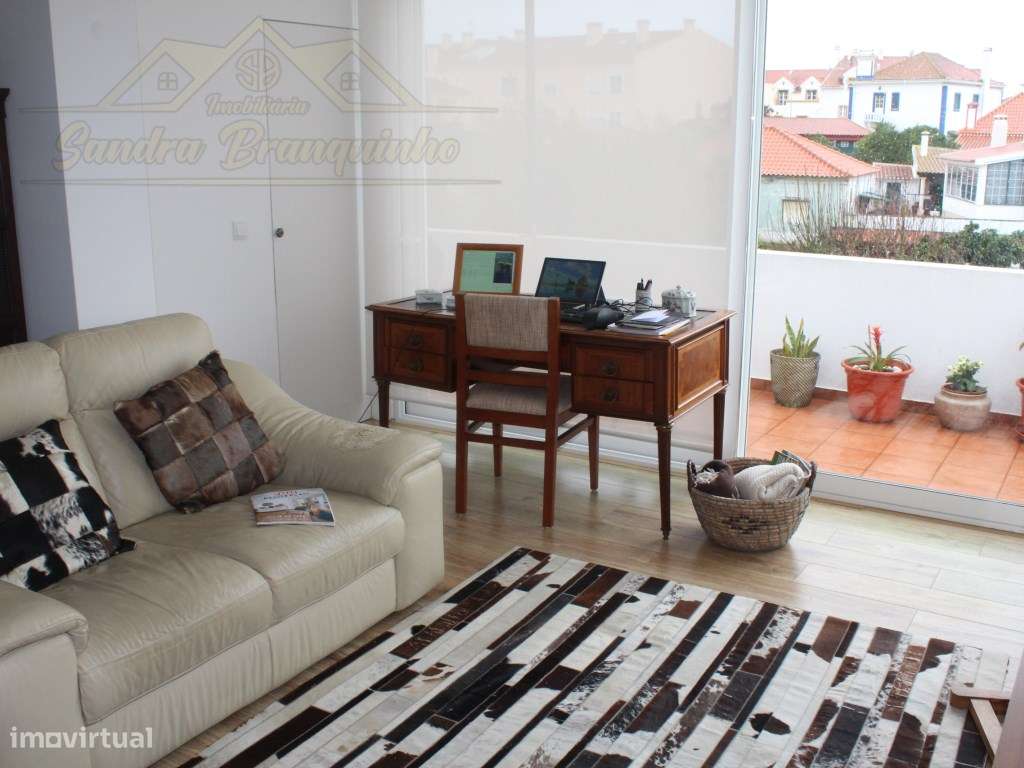 Apartamento T2 com garagem a 10min da praia-31