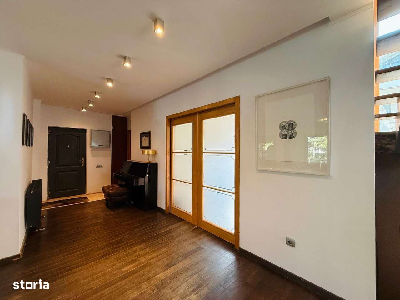 Vila 5 camere cu LIFT| Complex privat cu piscină | Iancu Nicolae-4